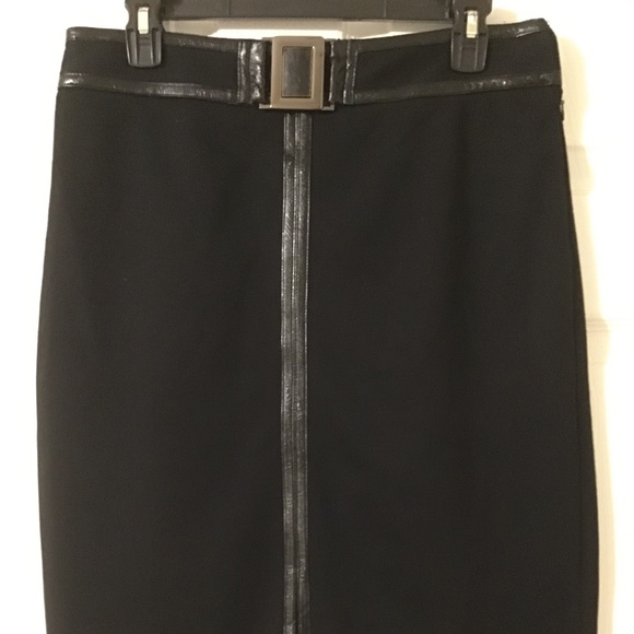 NWT Chelsea + Theodore BLACK Pencil Skirt Faux Leather Belt Front Slits Size 12 - Picture 1 of 6